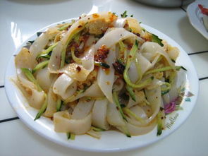 天氣熱的不想做飯 來碗鮮嫩軟糯的手工涼皮就夠了