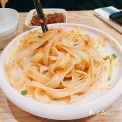 京城特號餃子餐廳 來福士店 的麻醬涼皮好不好吃 用戶評價口味怎么樣 成都美食麻醬涼皮實拍圖片 大眾點評